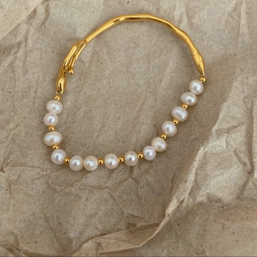Gold and Pearl Bracelet 18k Gold and 925 Sterling Silver - Picture 3 of 6